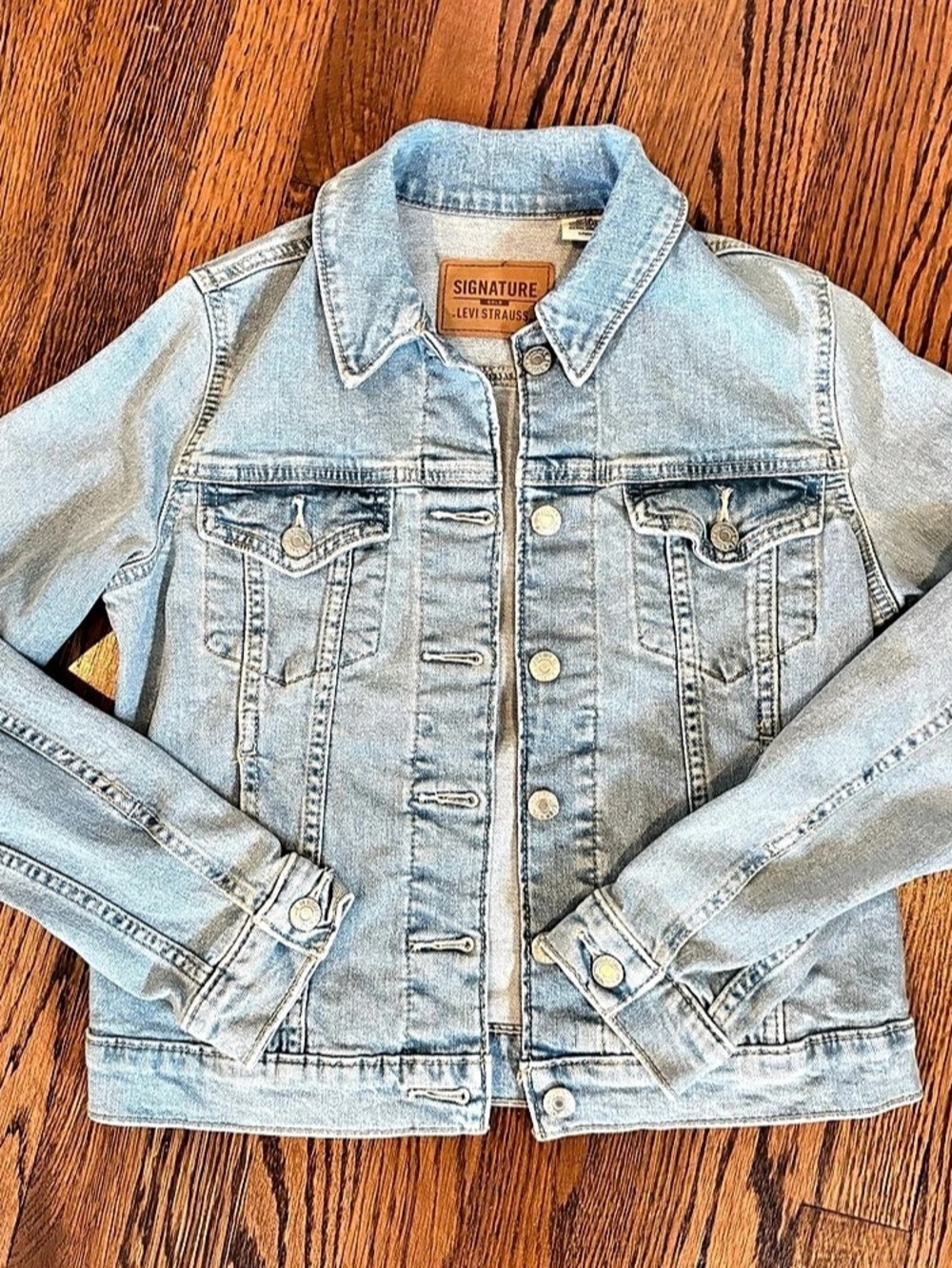 Levi'Small Signature Gold Denim Jacket in Blue Size Small Like New